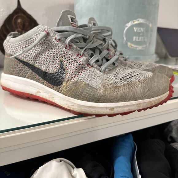 Nike Golf Nike Flyknit Racer G Size 12 Gray + Red - Picture 2 of 8